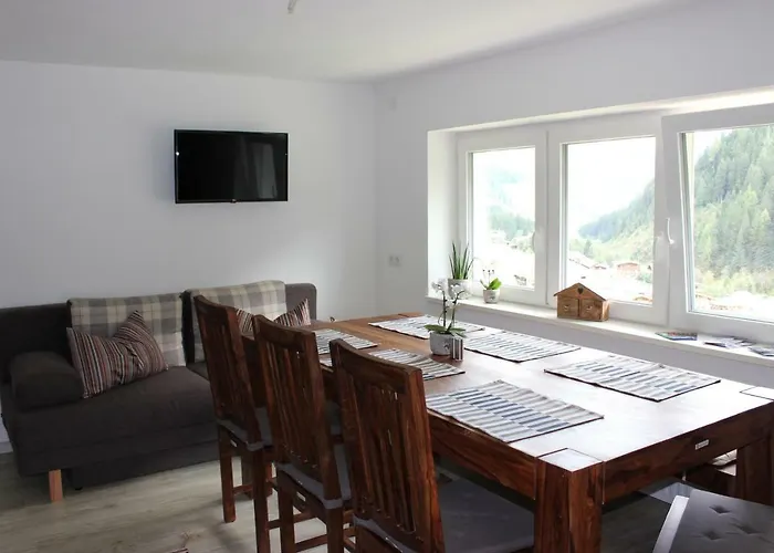 Berghaeusl Apartmán *